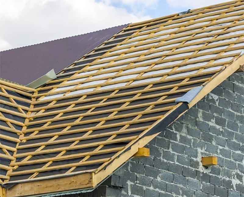 Charpente - Anthony Bony Couverture : charpentier couvreur dans le Cher (18) : Charpente & Traitement bois : Charpente traditionnelle, à fermettes … du massif au lamellé-collé. Traitement des bois, boiseries, menuiserie … isolation toiture et combles. intervention sur Bourges et tout le Cher(18)